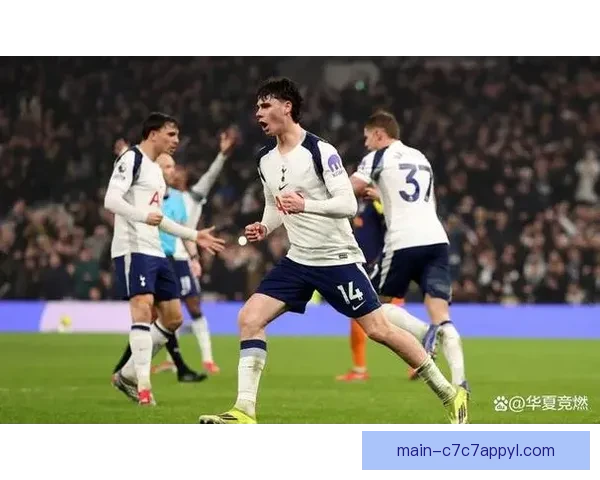 哈特：曼城少赛一场争冠仍有希望